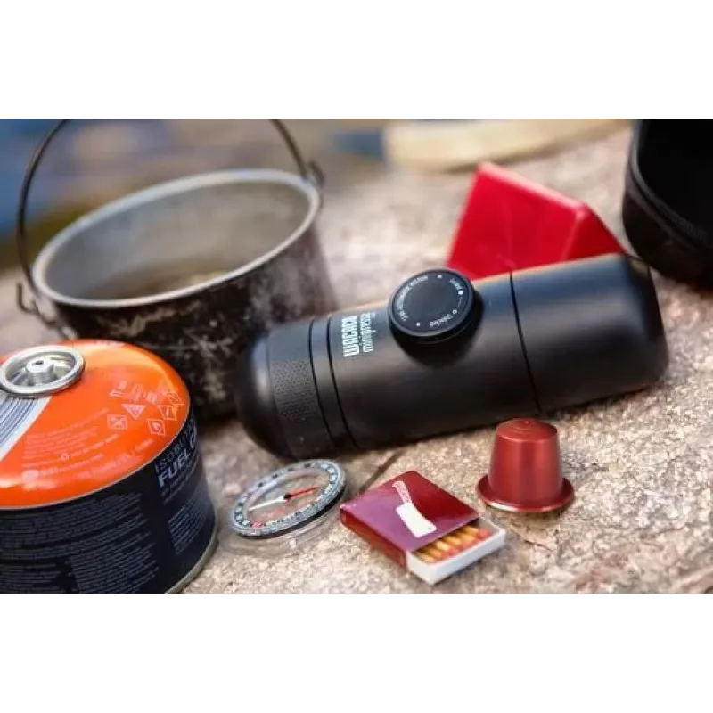 WACACO Minipresso NS macchina per espresso portatile per capsule Nespresso, nero