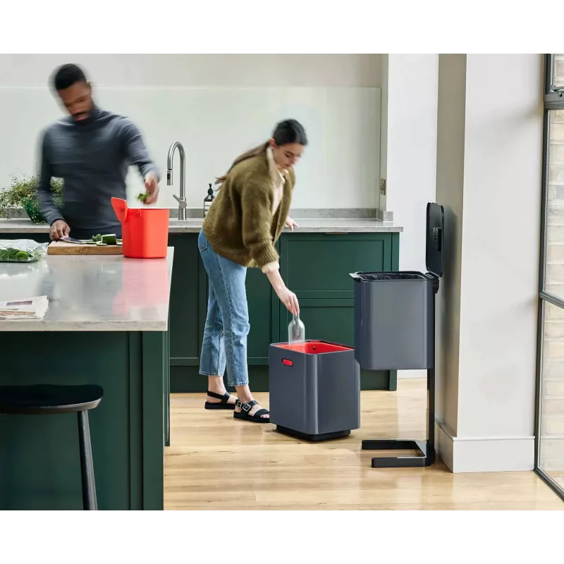 Joseph Joseph pattumiera Totem 60 L grigio