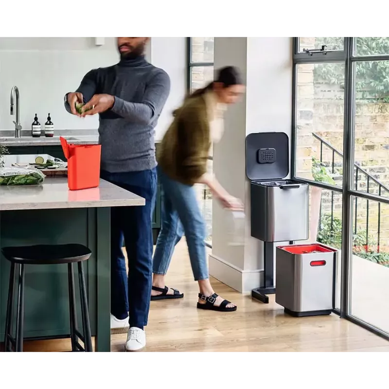 Joseph Joseph Totem pattumiera 40 L acciaio inox