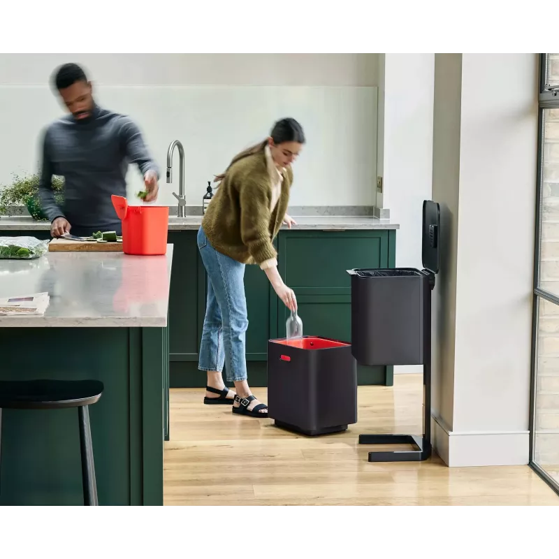 Joseph Joseph Totem Max 60L contenitore rifiuti e riciclo nero