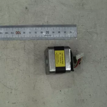 Samsung motore passo-passo NEMA 17 1,2A 5,2W 2,2V 17PM-K049-P6WS JC31-00158A