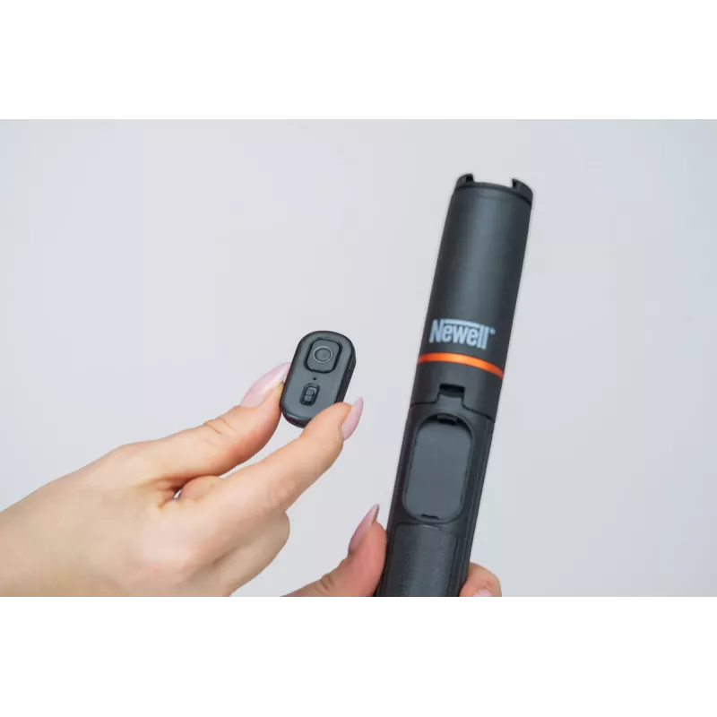 Treppiede Newell M-Pod Pro con funzione monopod e telecomando