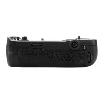 Battery Pack Newell MB-D17 per Nikon D500