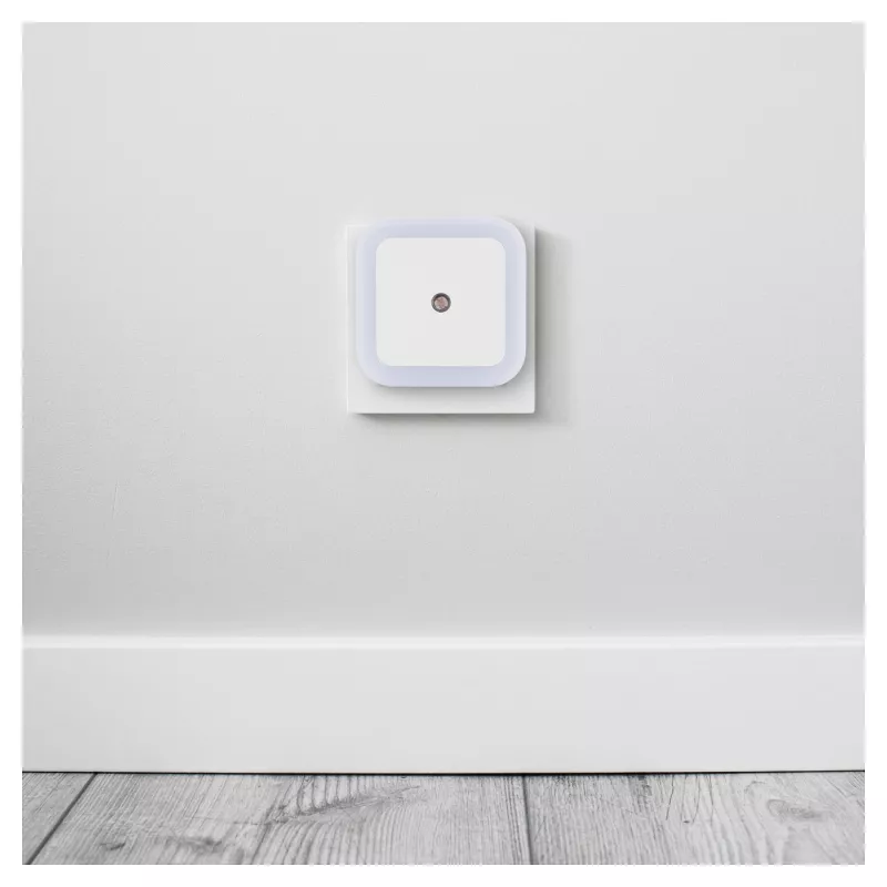 ENTAC luce notturna 0,5W quadrata bianco caldo con sensore crepuscolare