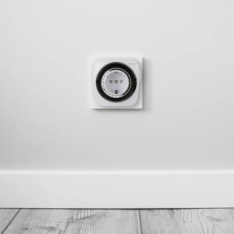 ENTAC Timer meccanico Mini 24 ore 48 programmi