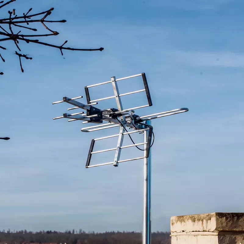 VAYOX VA0092 Antenna direzionale DVB-T/T2 H/V VHF UHF combinata passiva