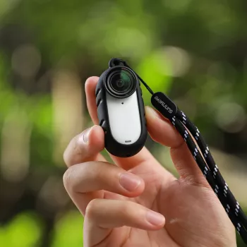 SUNNYLIFE Custodia protettiva in silicone con copriobiettivo per Insta360 Go 3s - nero