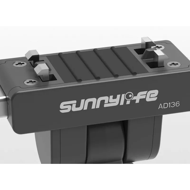 SUNNYLIFE supporto magnetico a sgancio rapido con vite da 1/4 di pollice per Insta360 X4, X3, Ace Pro e altri - nero (AD136-D)