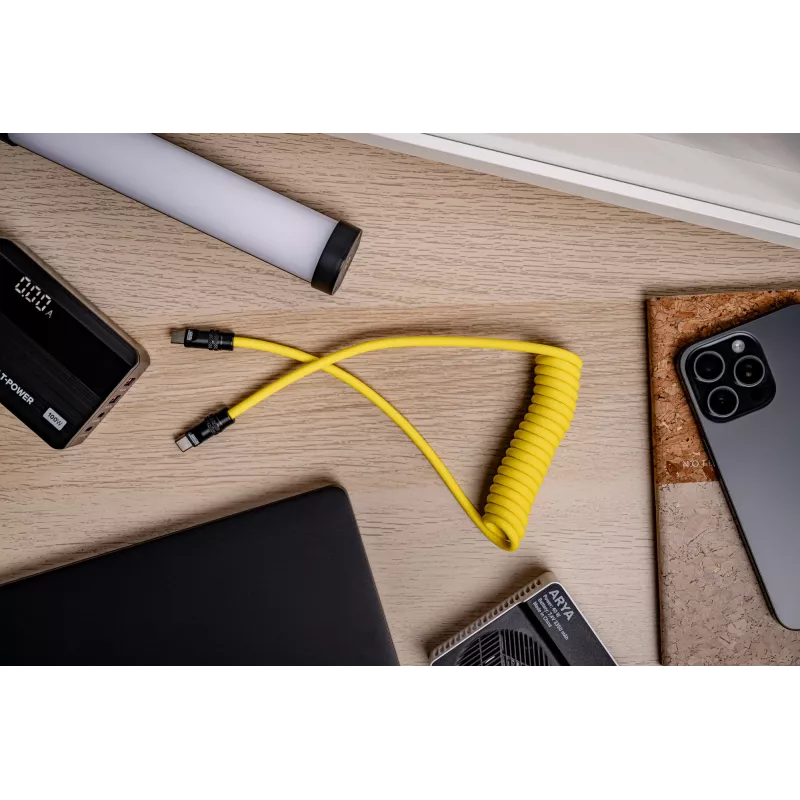 Newell Cavo USB-C a USB-C 100W, 1,5 m, silicone, avvolgibile, giallo-nero