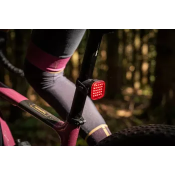 Vayox VAR60 luce posteriore per bici 500mAh 60lm IPX6 stop