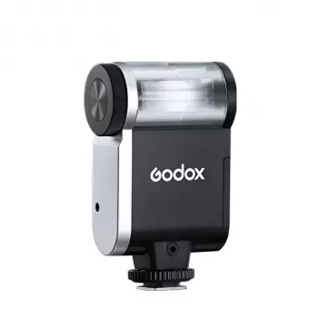 Godox iA32 luce video LED 6W 2700K-6500K CRI≥96 TLCI≥97 batteria integrata USB-C