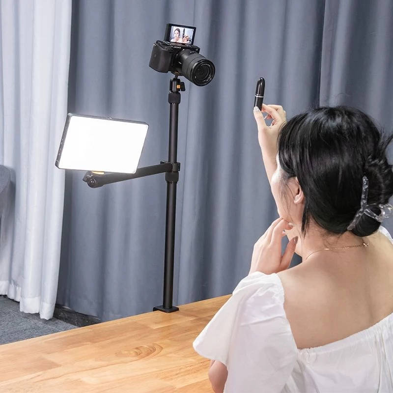 Ulanzi Vijim LS02 supporto da tavolo con braccio e 2 teste a sfera rotazione 360° per vlogging, streaming, fotografia