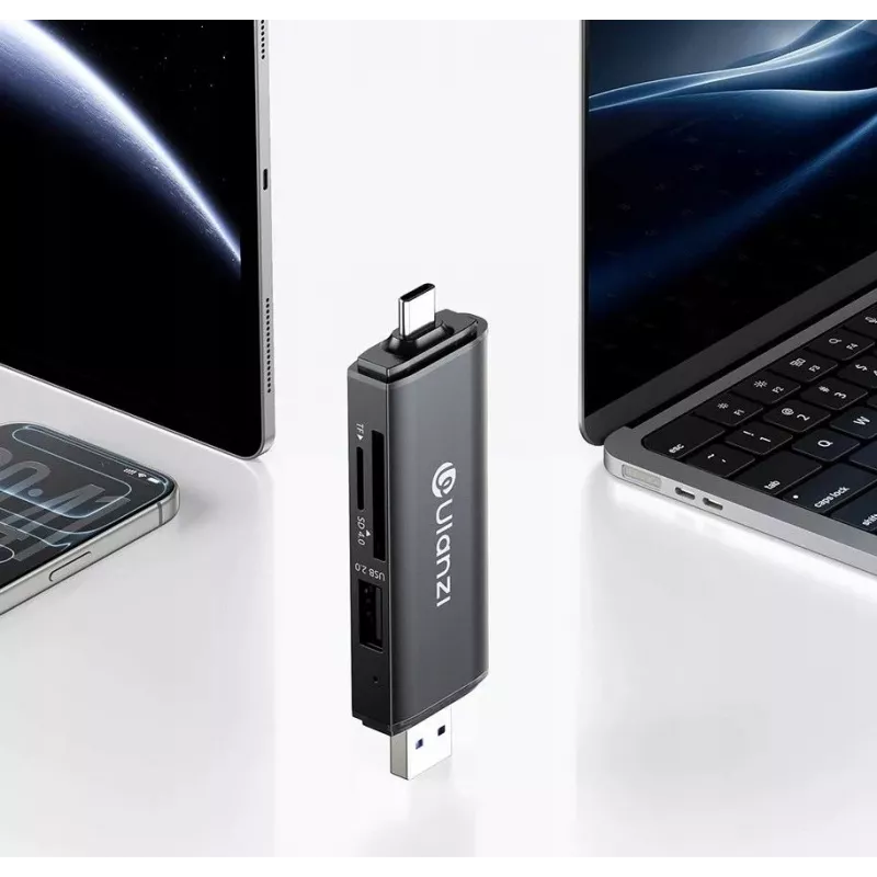 ULANZI CR3 lettore di schede SD/MicroSD/USB 3-in-1 con connettori USB-C e USB-A