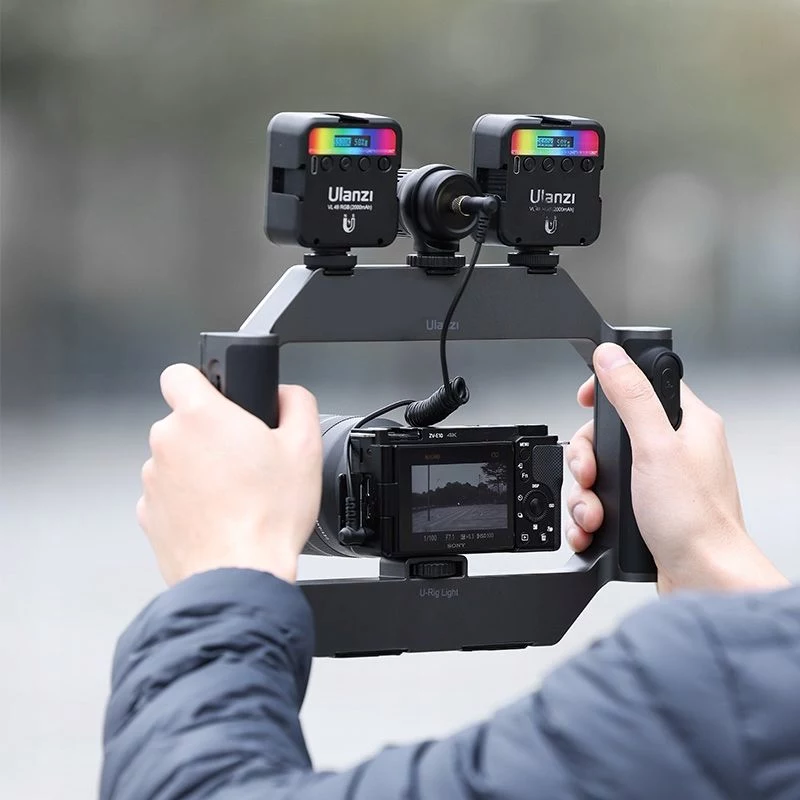 Ulanzi U-Rig impugnatura LED con powerbank e telecomando