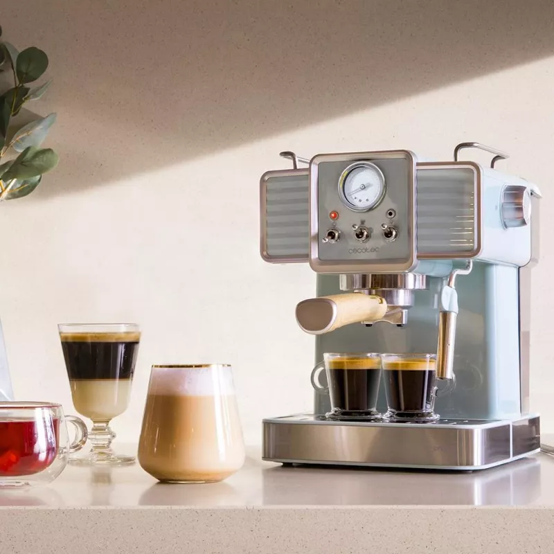 Cecotec Power Espresso 20 Tradizionale macchina per caffè espresso, 20 bar, 850 W, 1,5 l, nero/argento
