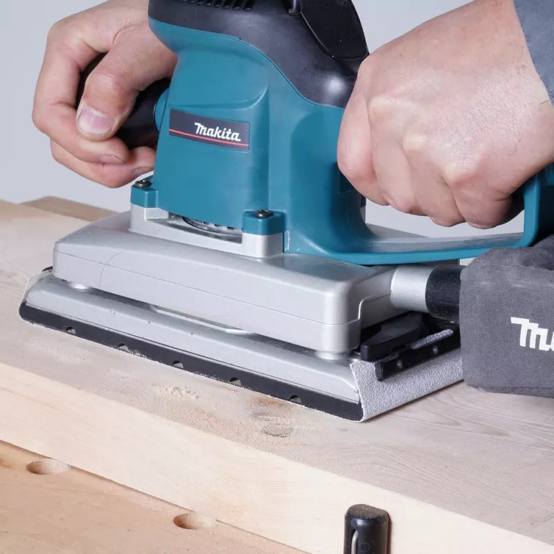 Makita 10 fogli abrasivi E-18188 grana 180