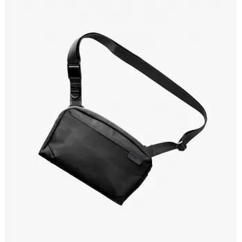 UNIQ Arden Sling 2L Nero
