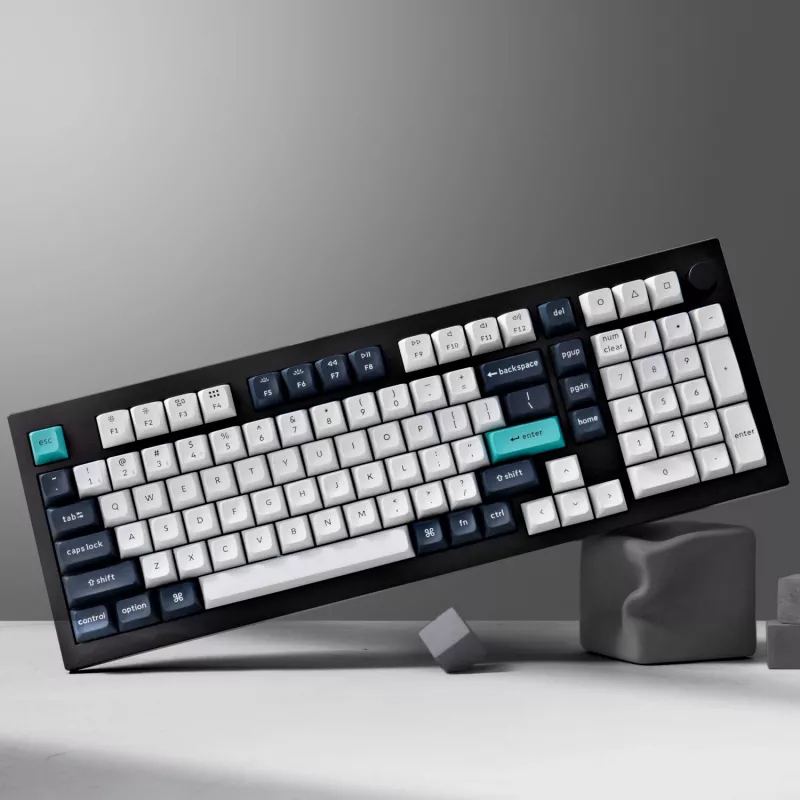 Keychron Q5M-M1 Tastiera meccanica 96%, Gateron G Pro Red Switch, RGB Hot-Swap, Bluetooth 5.1 e USB-C, case in alluminio