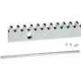 Cremagliera PSG Premium 60.051 per cancelli scorrevoli - piastra di base 8 mm, modulo M4, 1 metro, acciaio zincato