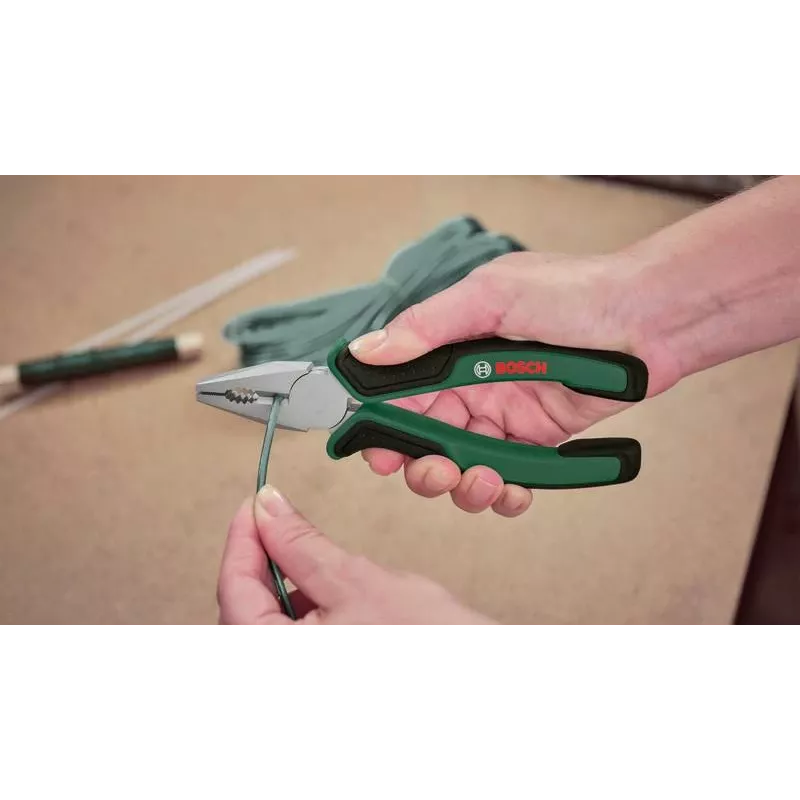 Bosch Starter set di utensili, 26 pezzi (verde/nero, con custodia in tessuto con zip)