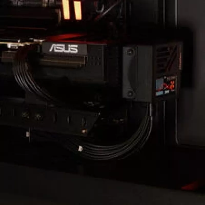 Thermal Grizzly WireView Pro II monitor del consumo energetico cablato per GPU con display OLED