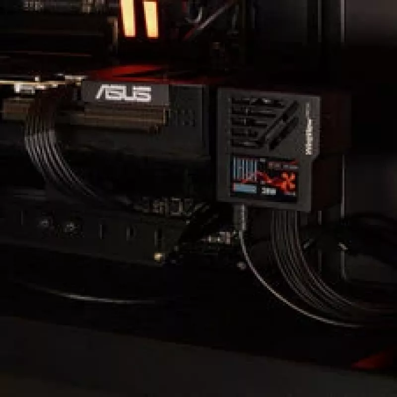 Thermal Grizzly WireView Pro II monitor del consumo energetico cablato per GPU con display OLED