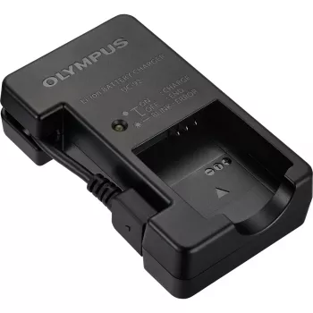 OM SYSTEM UC-92 caricabatterie multiplo per LI-90B/LI-92B