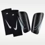 Nike Mercurial Lite parastinchi da calcio nero DN3611 010 taglia M