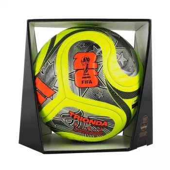 adidas World Cup 26 Trionda Pro pallone da calcio invernale taglia 5 verde/nero/argento JD8023