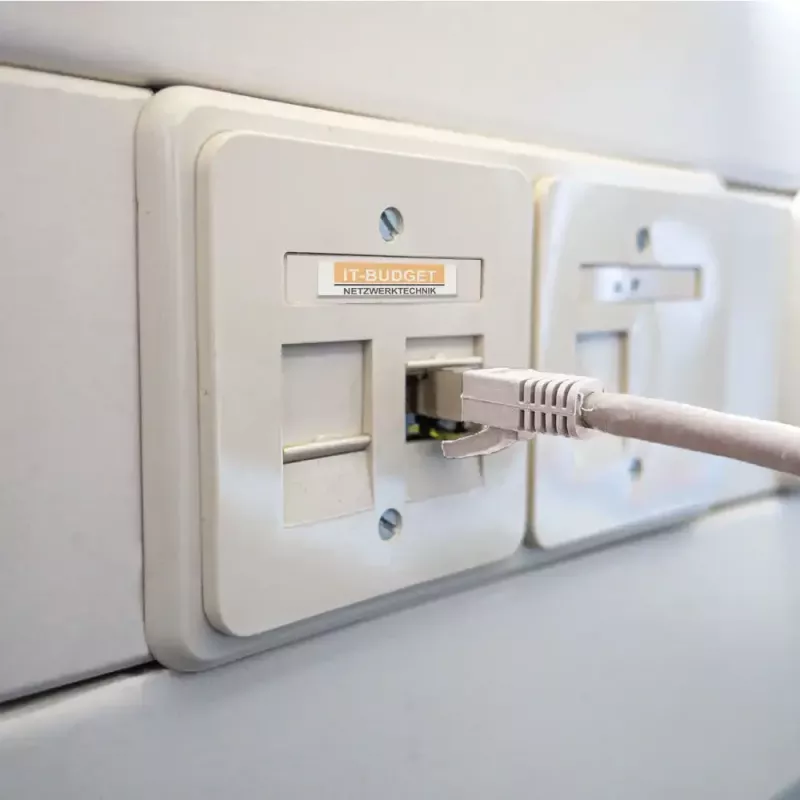 IT-BUDGET cavo patch Cat.6A S/FTP LSZH, 0,5 m, bianco, 10Gbps, PoE+, 600MHz, rame