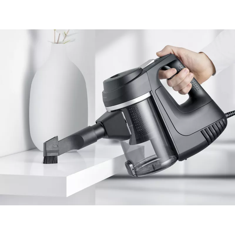 Severin CY 007080 aspirabriciole senza sacchetto con filtro HEPA 13, tecnologia Multi-Cyclone, 750 W, nero/rosso