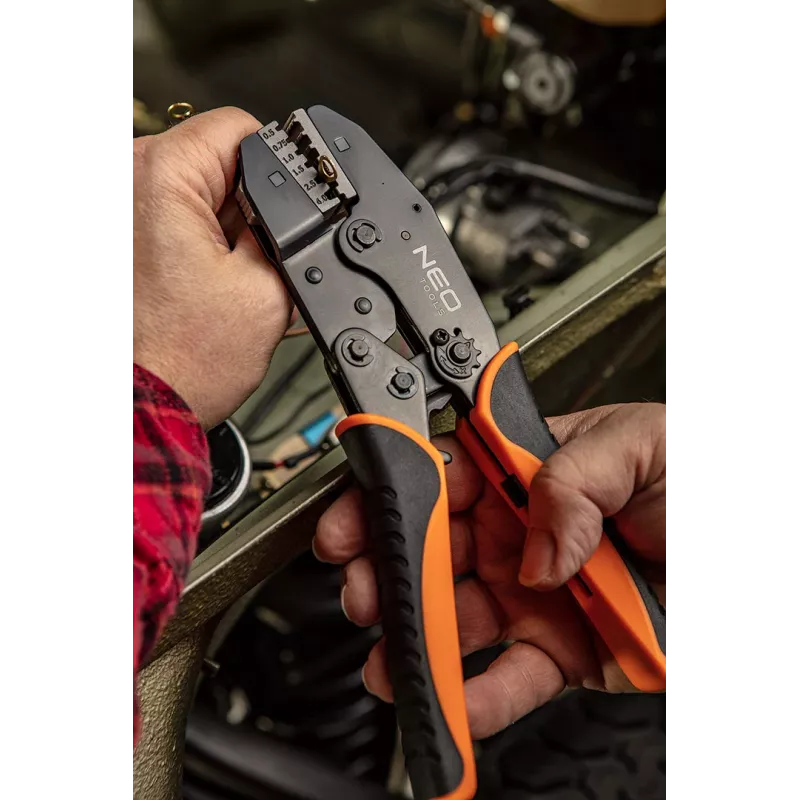 NEO TOOLS pinza crimpatrice per capicorda 0,5-16 mm² (22-6 AWG)