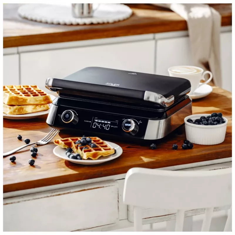 Adler AD 3084 piastra per waffle, 2400 W, nero/argento