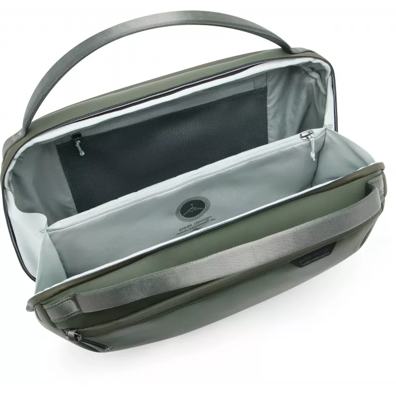 Borsa weekender in stile duffel a forma stabile Peak Design Travel Weekender 25L, Sage (BTRW-25-SG-2)
