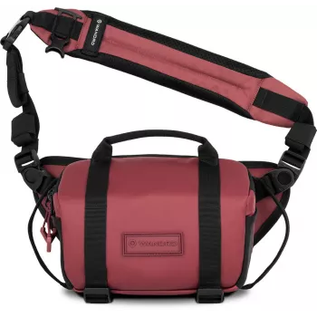 Wandrd Rogue Sling 4L borsa per fotocamera, Rhone Burgundy (SLG4-RB-2)