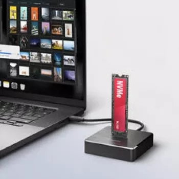 AXAGON ADSA-M2C11 Docking station USB-C 10Gbps per un SSD M.2 NVMe o SATA
