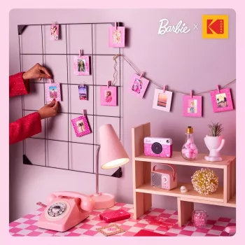 Kodak x Barbie cornice in carta per foto 2x3