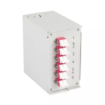 EFB scatola di distribuzione in fibra ottica per guida DIN OM4, 12x pigtail LC, 6x adattatore LC duplex, grigio chiaro