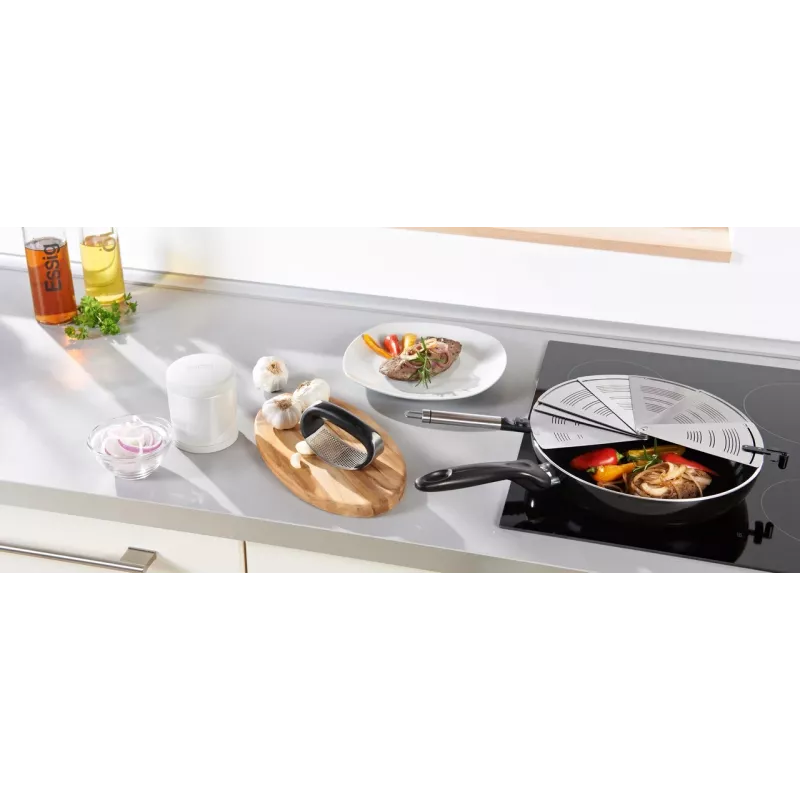 LEIFHEIT ProLine paraspruzzi per padelle Ø28 cm, rete in acciaio inox, manico nero
