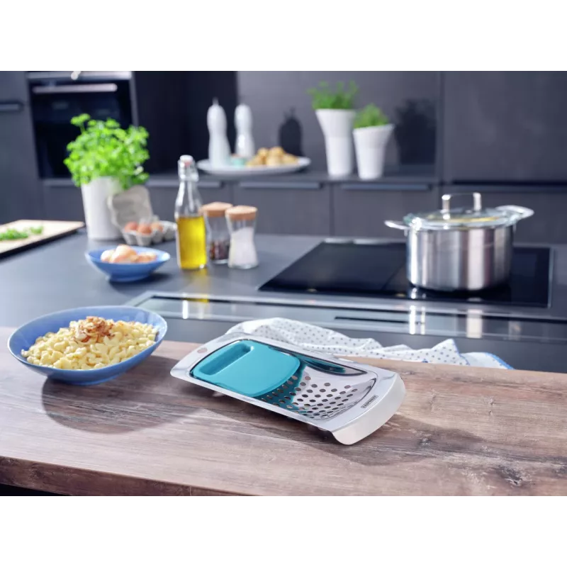 LEIFHEIT Profi Series piccolo affettatore per Spätzle grattugia per Spätzle, acciaio inox, bianco/verde