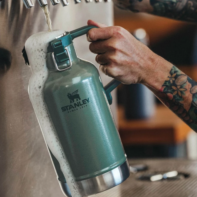 STANLEY Easy-Pour Growler Classic boccale per birra 1,9L verde