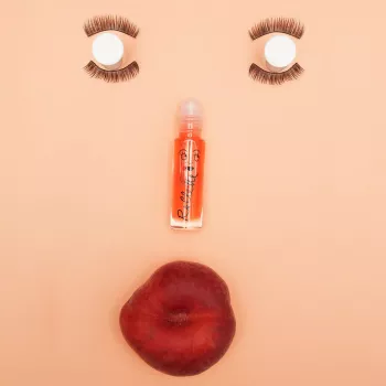 Nailmatic Kids Roll-On Lipgloss pesca 6,5 ml – lipgloss per bambini idratante vegano con olio di semi di albicocca e vitamina E