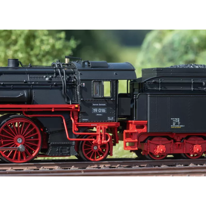 Märklin 038190 H0 locomotiva a vapore Baureihe 19 016 DR/DDR