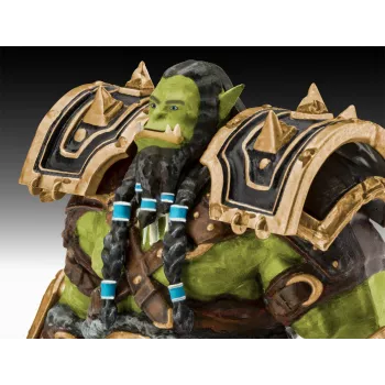 Revell World of Warcraft Thrall (Orc) set regalo kit di montaggio scala 1:12, 30 pezzi, colla, colori e pennelli inclusi 03516