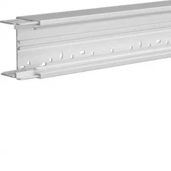 HAGER BRH6510019016 parte inferiore canale da parapetto, senza alogeni, bianco puro, 65x100mm, 2000mm