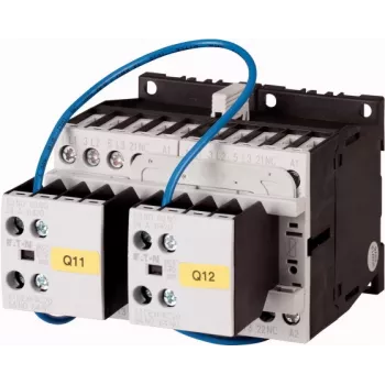 EATON contattore inversore 4 kW 400 V AC, bobina 230 V 50 Hz, 3 poli, 2NO+2NC, guida DIN 278086