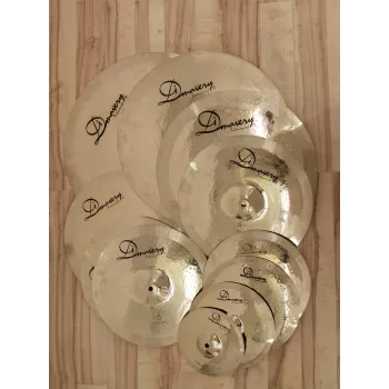 Dimavery DBMR-922 piatto ride da 22 pollici, bronzo B20, finitura brillante, martellato a mano, peso medio 26022869