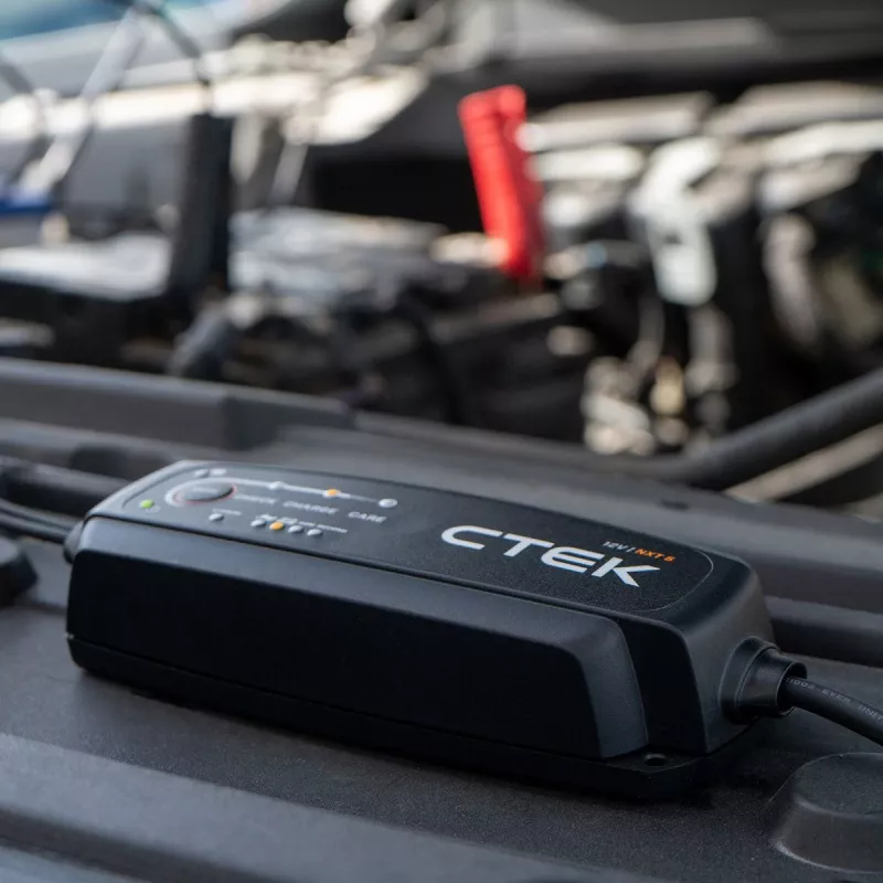 CTEK NXT 5 12V 5A Caricabatterie automatico per batterie al piombo-acido e al litio 40-659