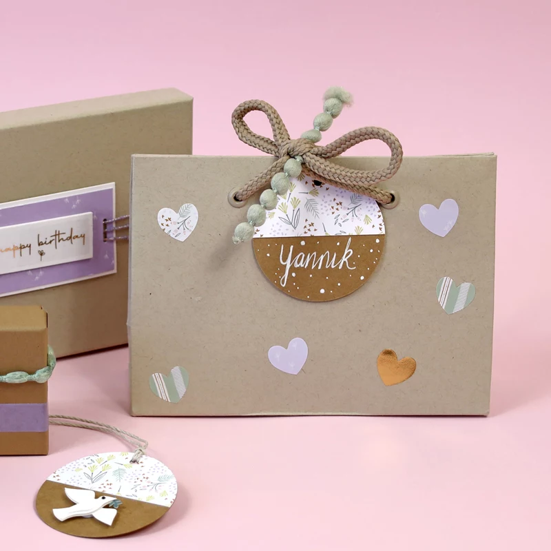 Artoz etichette regalo in carta marrone bianco set Hangtag Kraft rotondo 6,5 cm 6 pz. (144500-255)