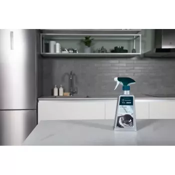 Electrolux M3SCS301 detergente per acciaio inox, 300 ml spray